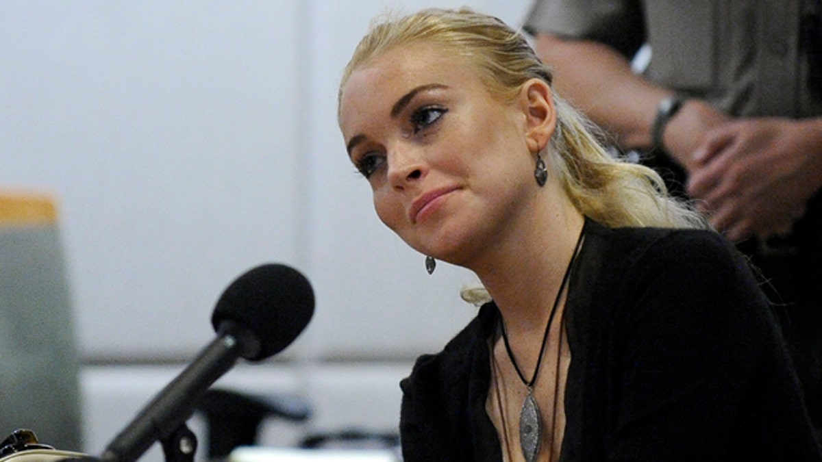 95a26023-People Lindsay Lohan