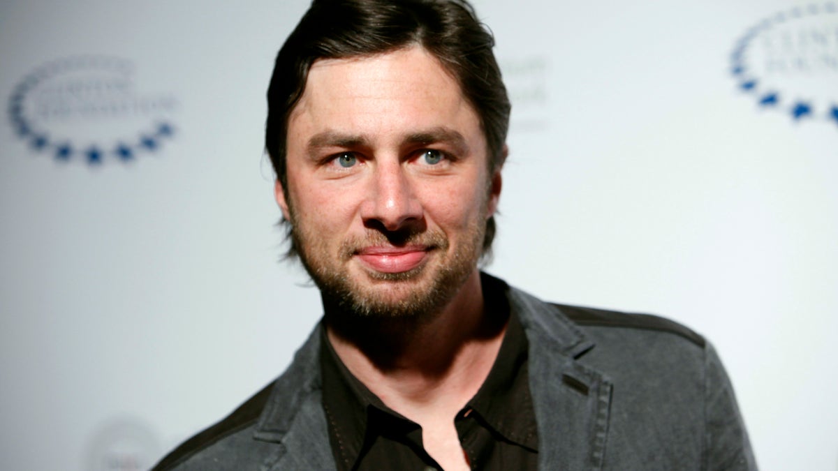 Actor Zach Braff arrives at the William J. Clinton Foundation's Millennium Network Event in Los Angeles, California April 30, 2009. REUTERS/Danny Moloshok (UNITED STATES ENTERTAINMENT POLITICS HEADSHOT) - RTXELQK