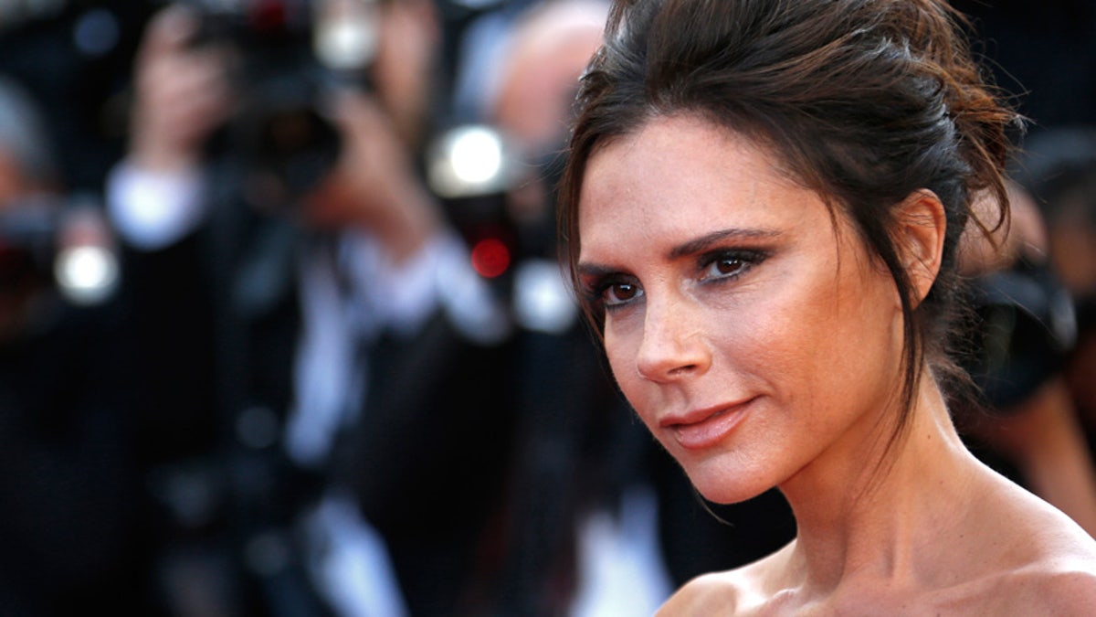 Victoria Beckham slammed over 'sickly skinny' model in ad campaign ...