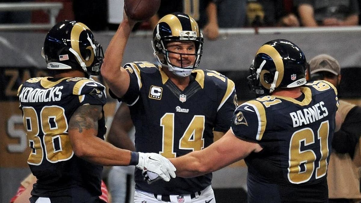 Rams ride 38-point first half to 52-0 rout over Raiders