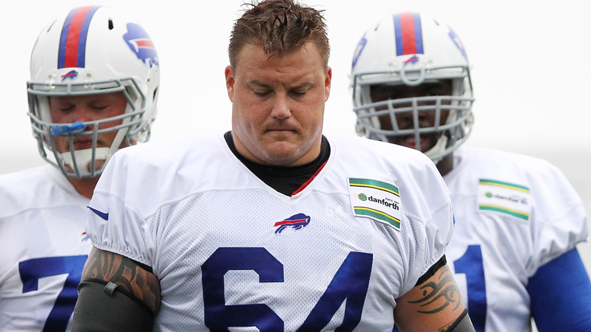 N.Y. Former NFL offensive lineman Richie Incognito has been arrested on charges he threatened to shoot employees of a funeral home