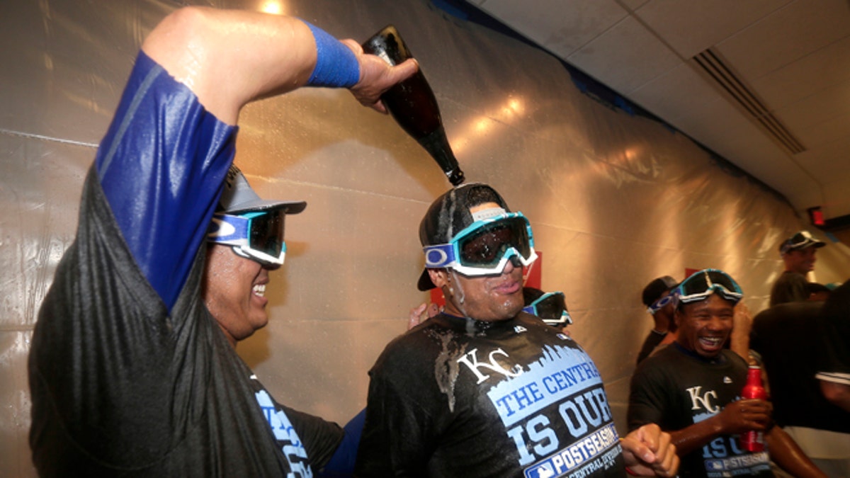 Pop the Champagne: Kansas City Royals merebut gelar AL Central dengan kemenangan atas Mariners
