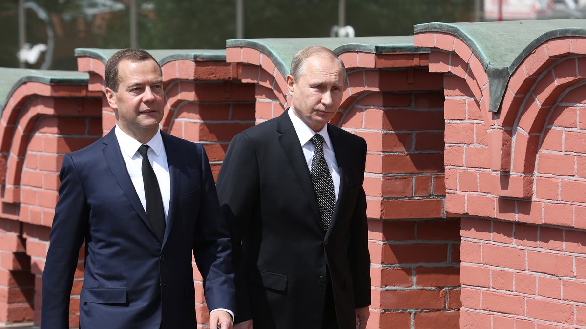 8ebc0db4-Russia Putin Medvedev