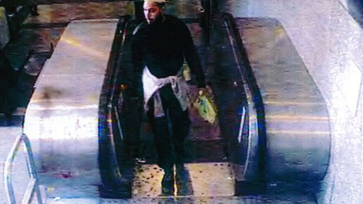 f4e4a7c3-France Soldier Stabbed