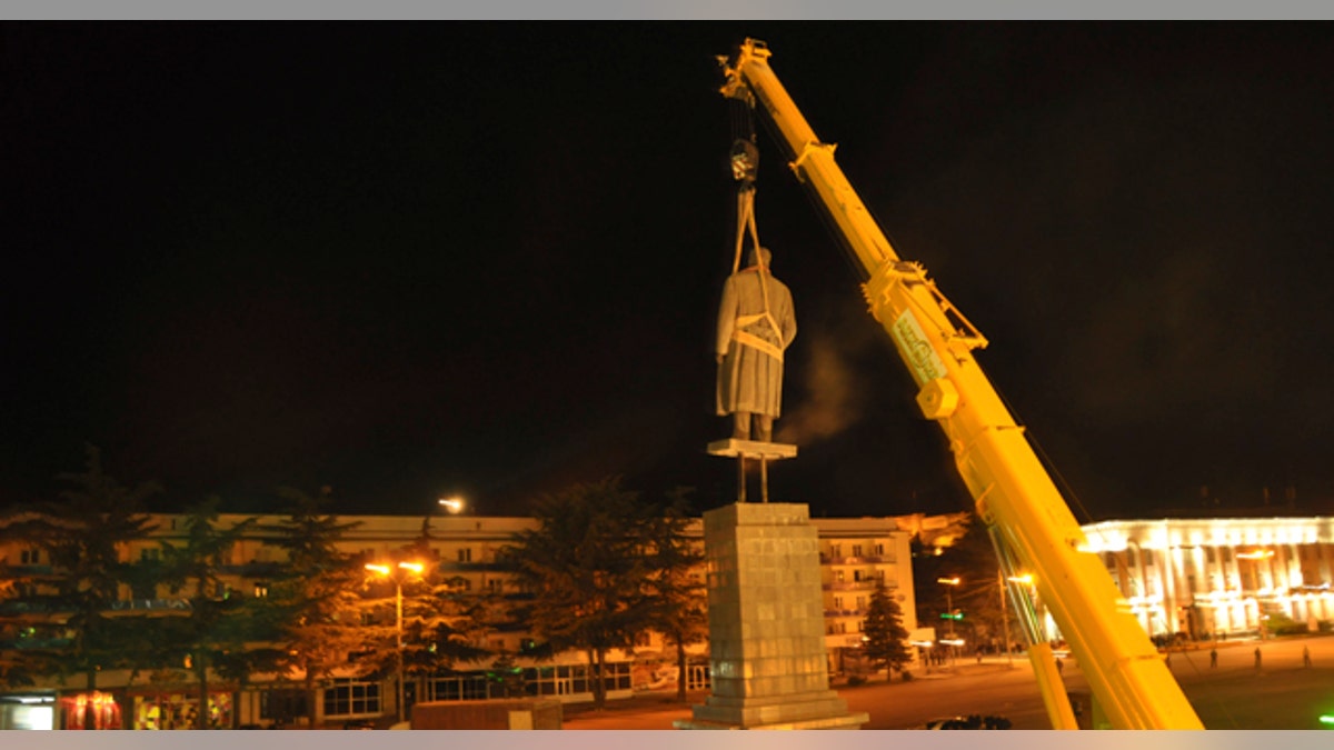 Georgia Stalin Monument Dismantled