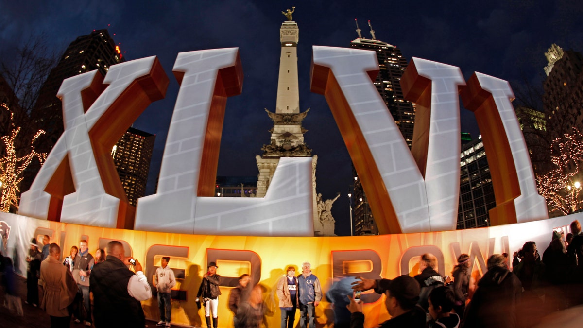 Waktu kickoff, trailer, dan resep Super Bowl 2012