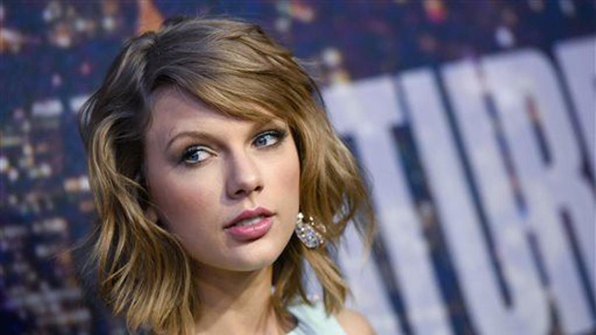 Porn Taylor Swift Nude - Taylor Swift porn sites? Not if Swift has anything to do with it | Fox News