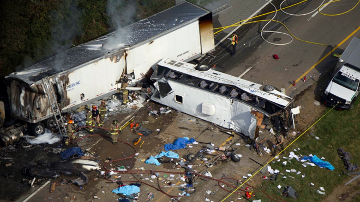 APTOPIX Bus Overturned-Tennessee