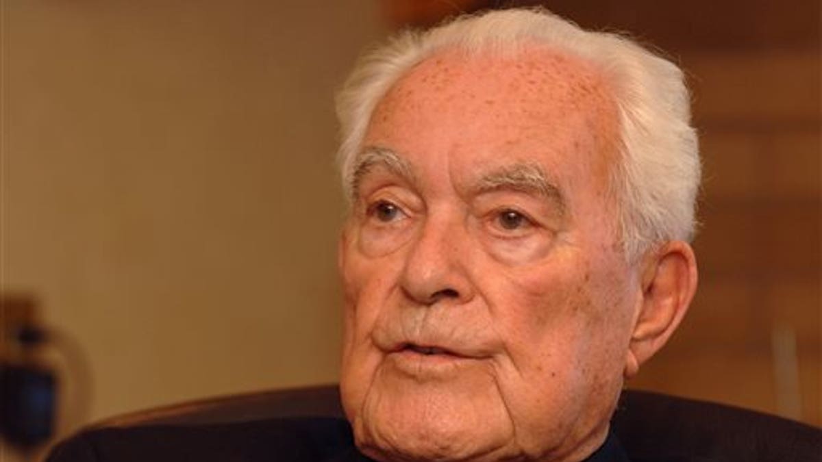 Presiden Notre Lady lama dan tokoh terkemuka dalam pendidikan Katolik meninggal di 97