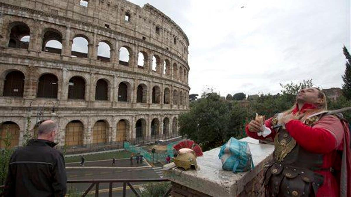 275fdf0b-Italy Colosseum