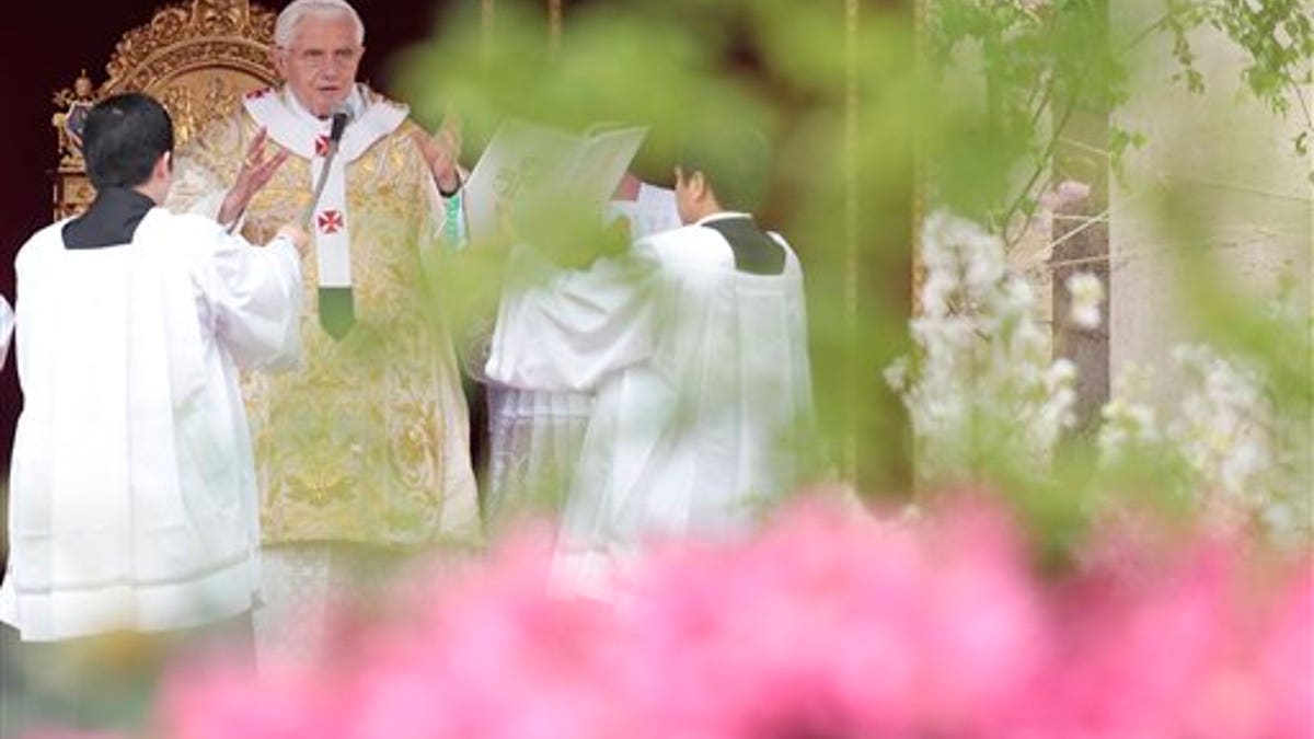 cbcacbb3-Vatican Pope Easter