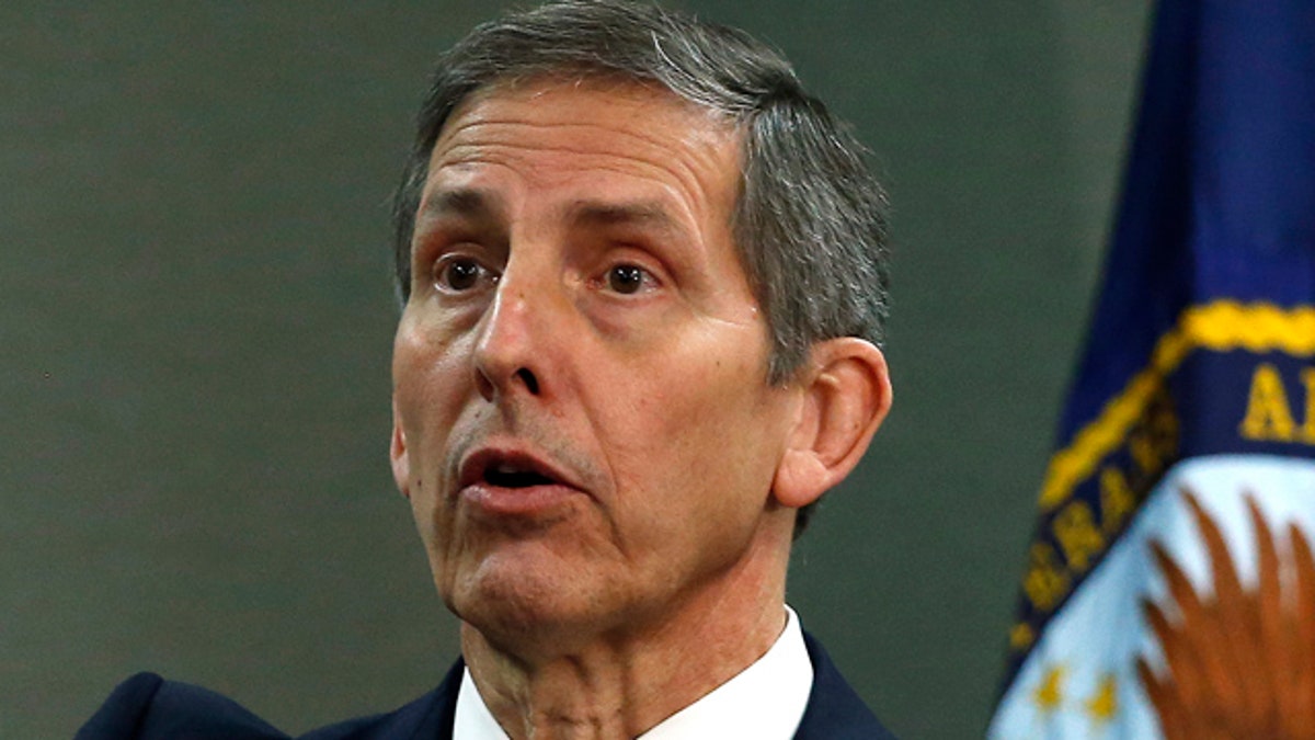 VA mengancam akan menutup rumah sakit untuk menutup kesenjangan anggaran sebesar ,5 miliar