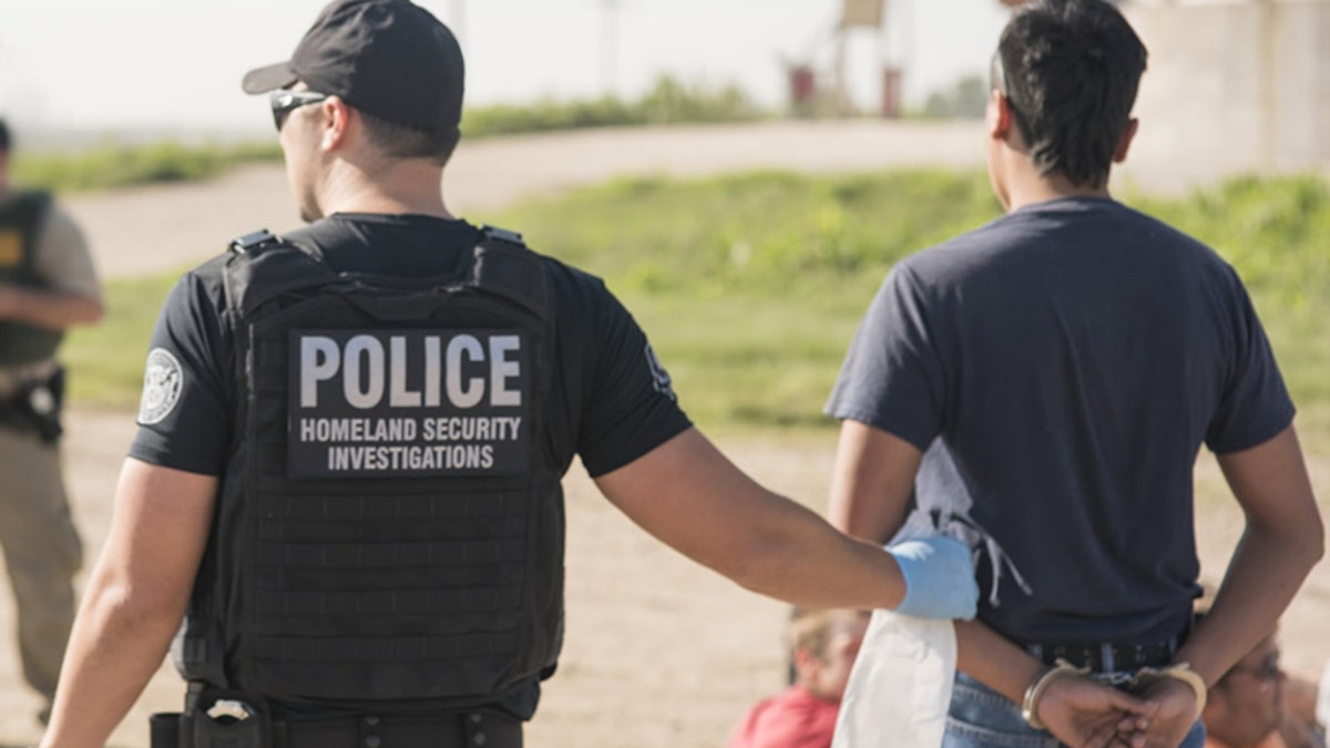 ICE executes federal search warrants in Nebraska, Minnesota and Nevada