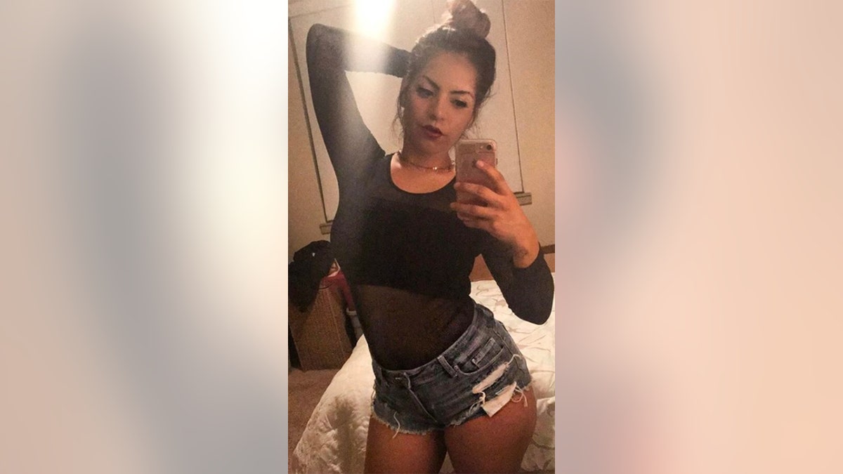 6e38fea5-Yurizan Beltran