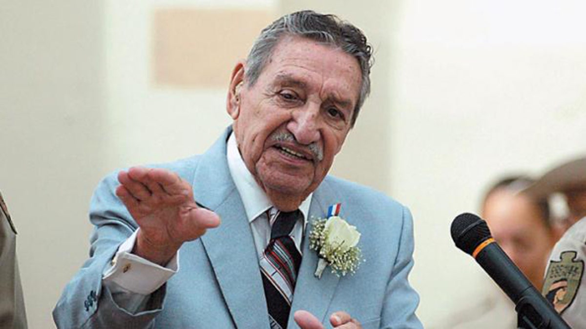 a04973a8-Obit Raul Hector Castro
