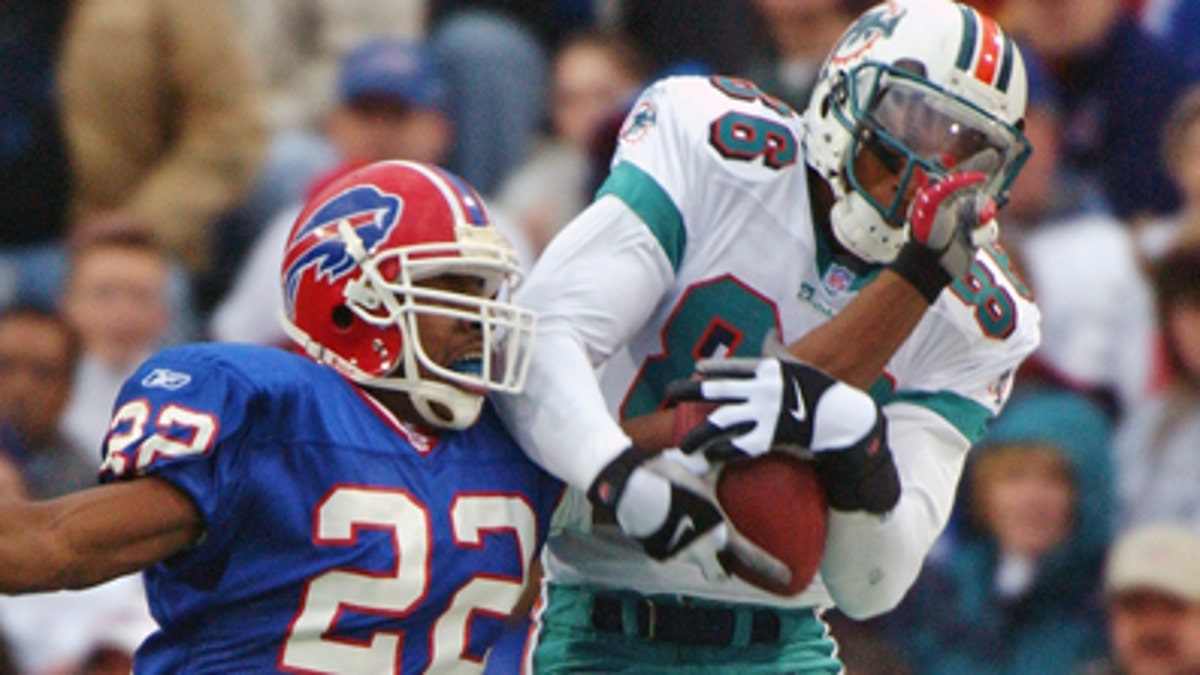a6fa93b8-NFL Concussions Miami Football