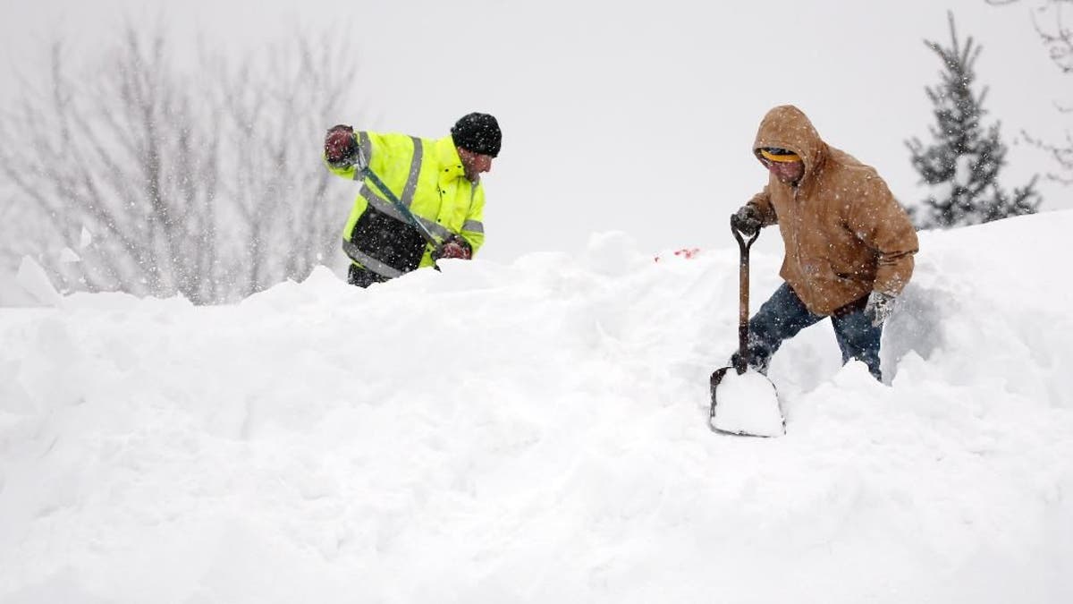 Buffalo Bills Player Runs Shirtless Through the Snowstorm