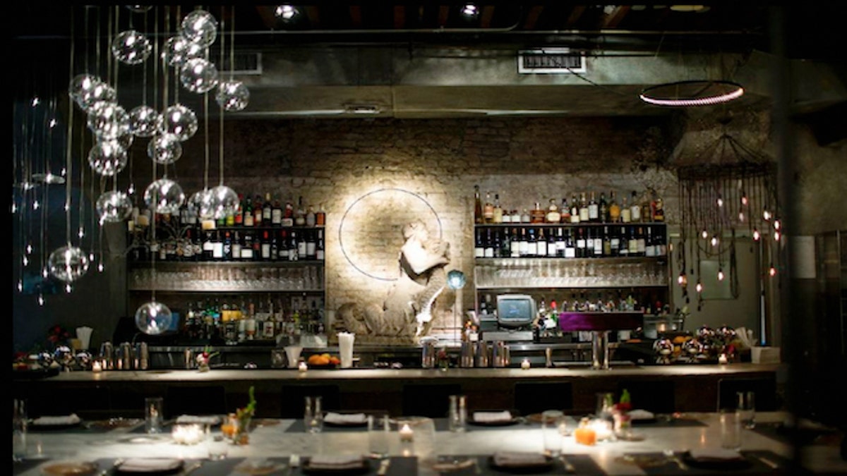 NYC Hottest Restaurants Where You Can Sit Down Right Away At The Bar ...