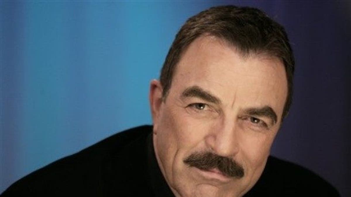 Tom Selleck and former 'Magnum P.I.' costar Larry Manetti reunite on 'Blue  Bloods' - Good Morning America
