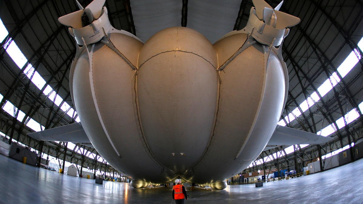 Airlander10Back