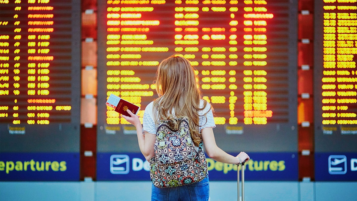 65797ebb-airport istock