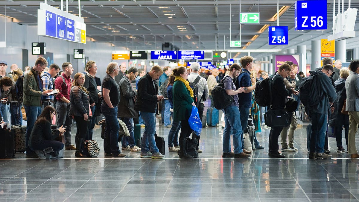 airport line istock