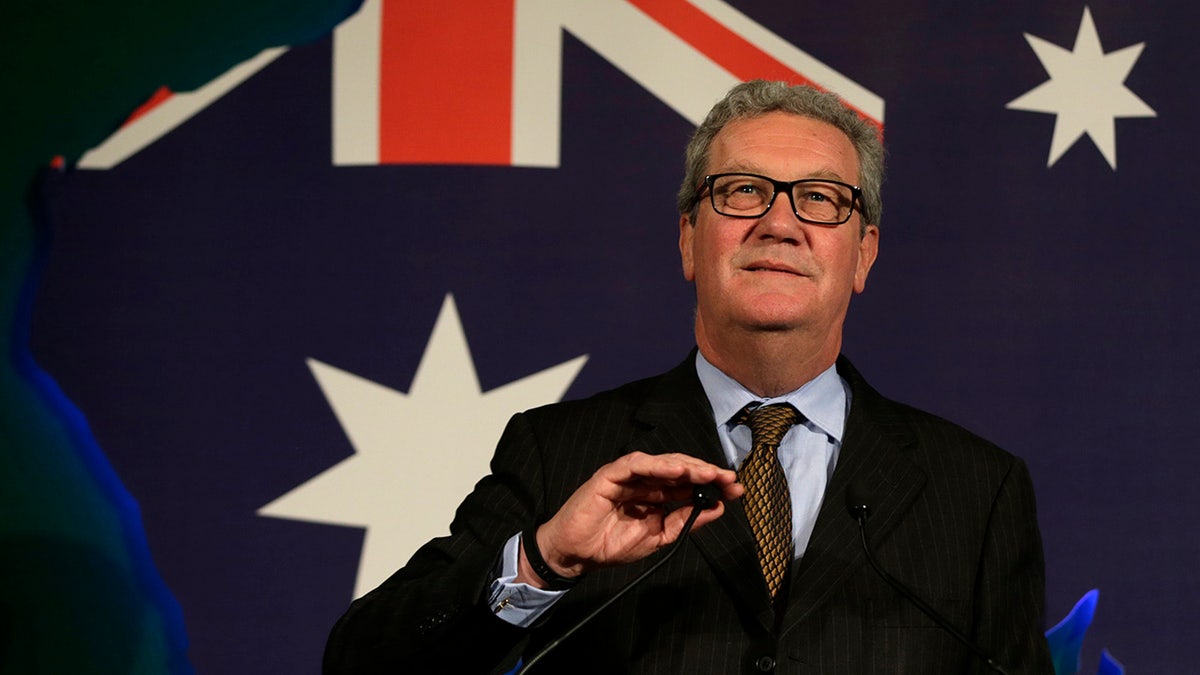 alexander downer