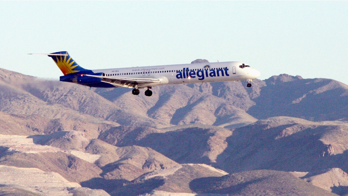 55111492EM012_New_Orleans_F