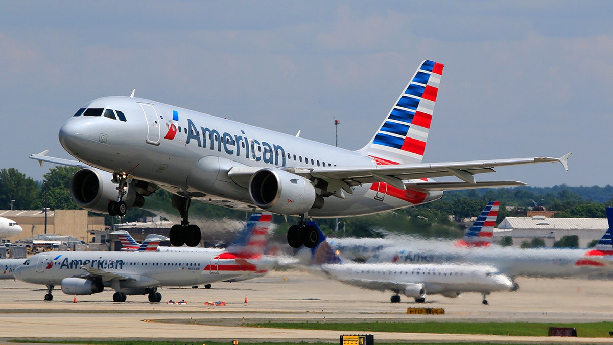 1190c0d0-American Airlines