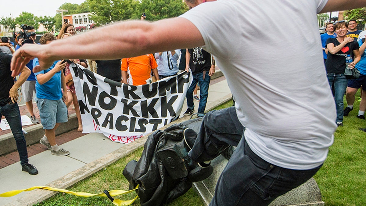 Durham confederate soldier protest