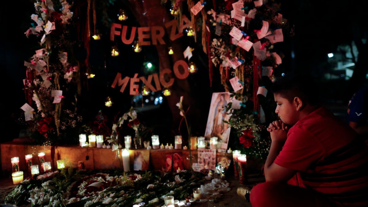 mexico earthquake 25