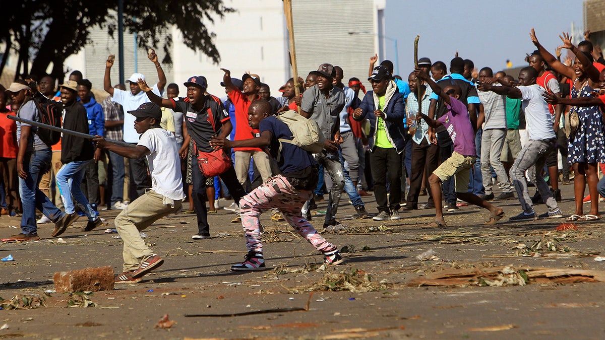 92dc1239-Zimbabwe violence