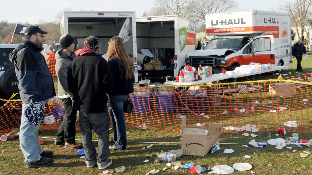 yale tailgating 18