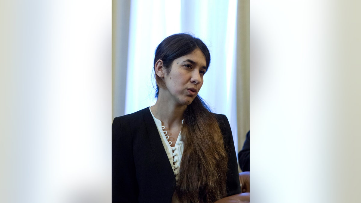 nadia murad 216
