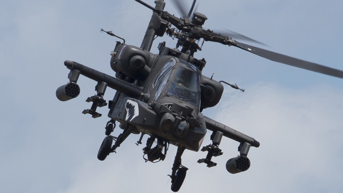 apache helicopter