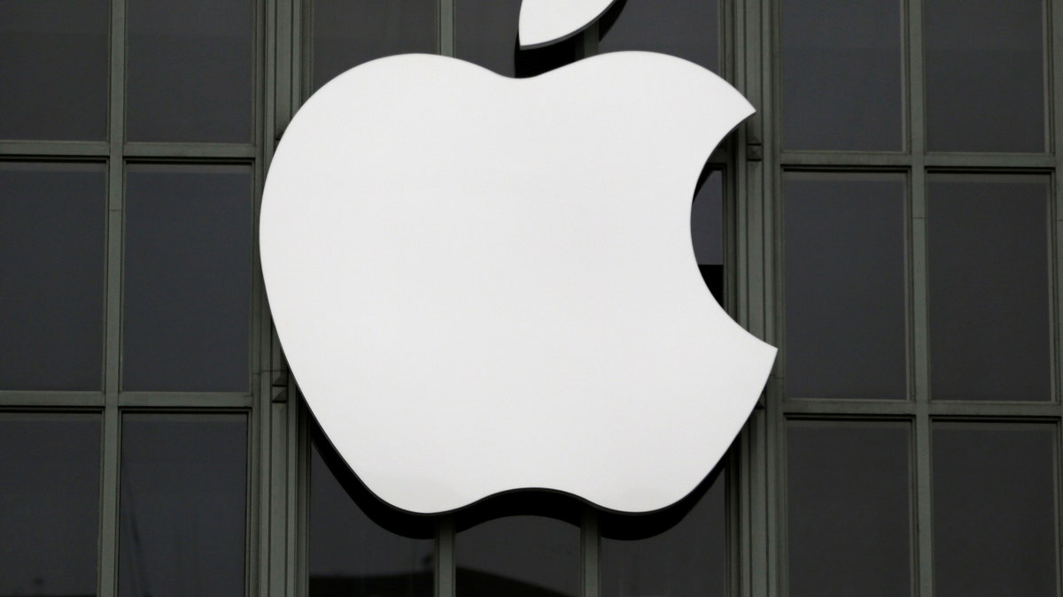 The Apple Inc. logo is shown outside the company's 2016 Worldwide Developers Conference in San Francisco, California, U.S. June 13, 2016. REUTERS/Stephen Lam - RTX2G0BO