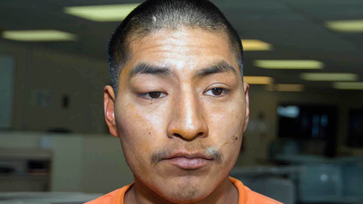 Guru Arizona yang diperkosa di kelas penjara mengajukan gugatan  juta terhadap negara