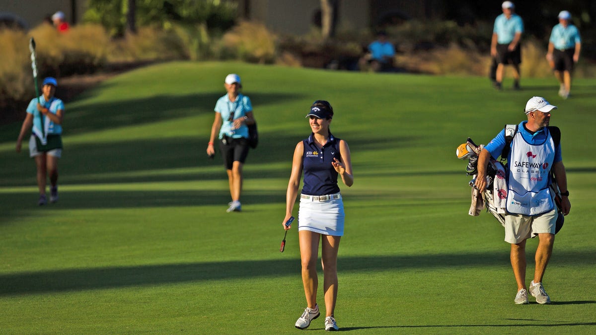 2829decd-LPGA Titleholders