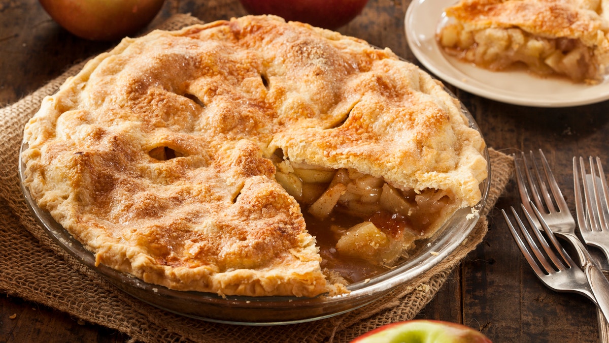 b6f3c21e-Homemade Organic Apple Pie Dessert