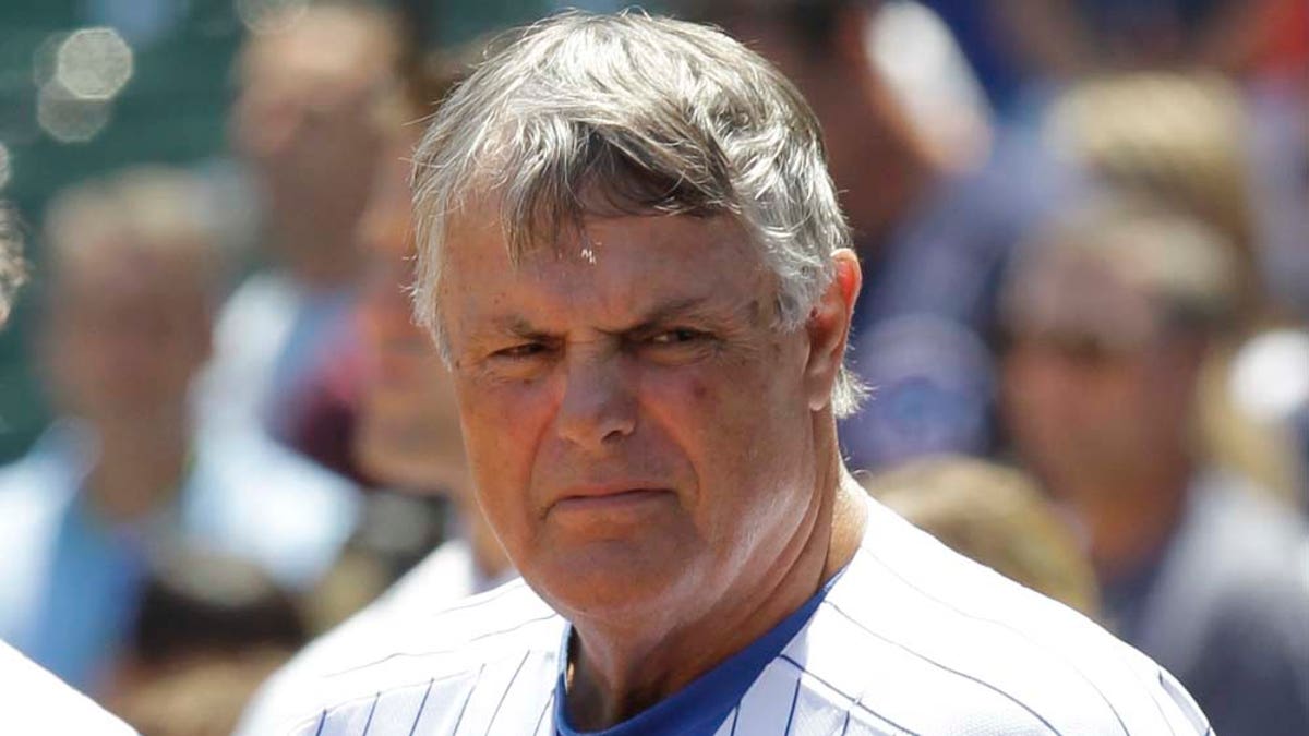 Chicago Cubs manager Lou Piniella retires to be with ailing mother