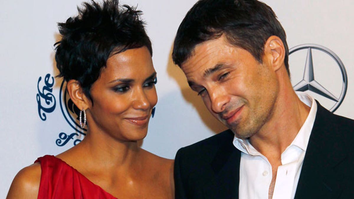 Halle Berry Engaged to Actor Olivier Martinez, Report Says