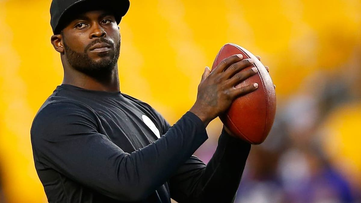 Michael Vick membela kasusnya untuk satu kesempatan NFL terakhir