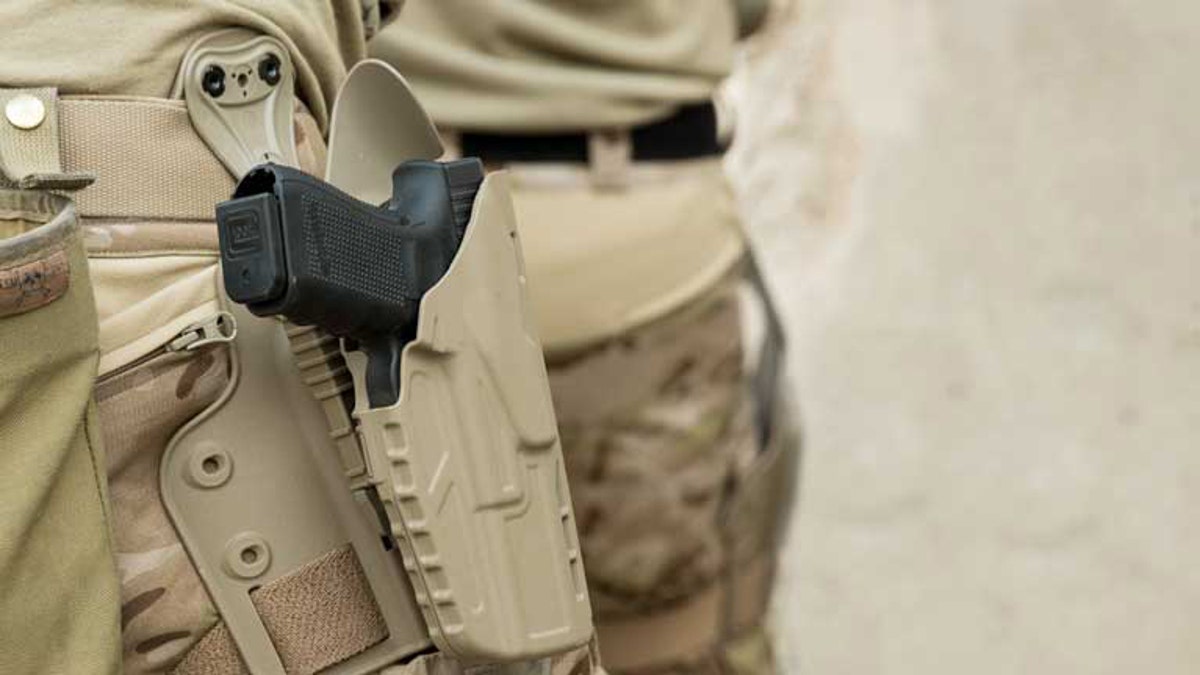 Army Unveils Holster for Modular Handgun System