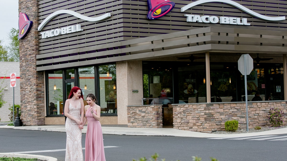 Taco bell prom Beck