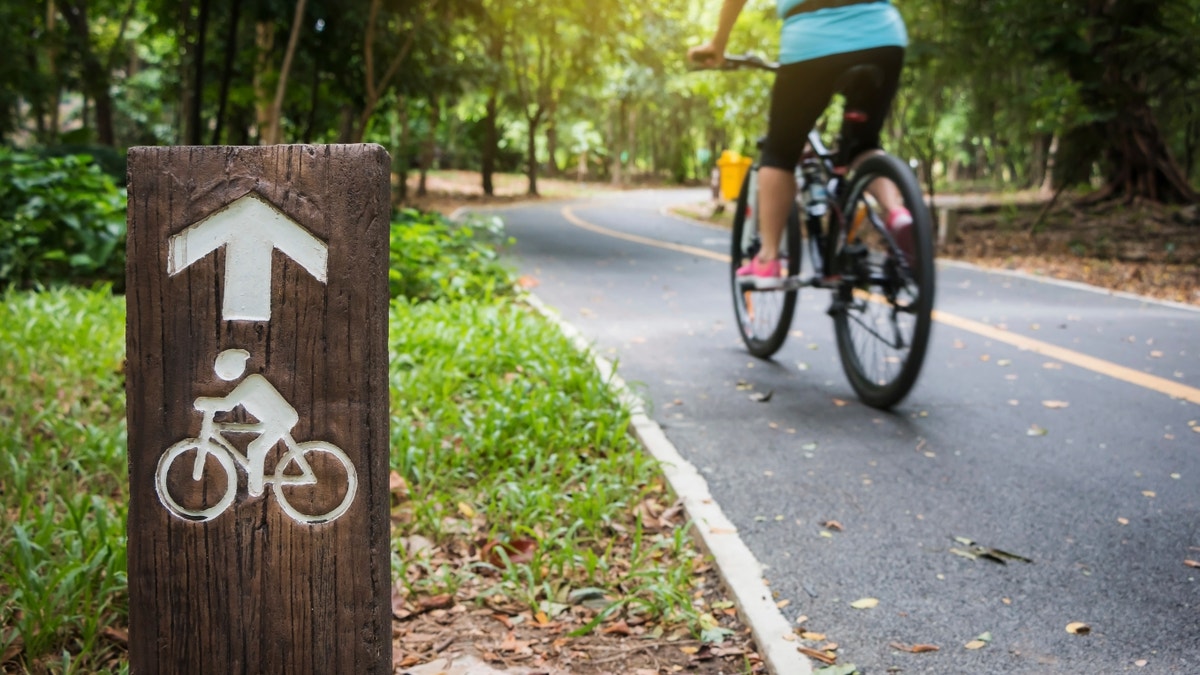 Bicycle sign, Bicycle Lane in public park