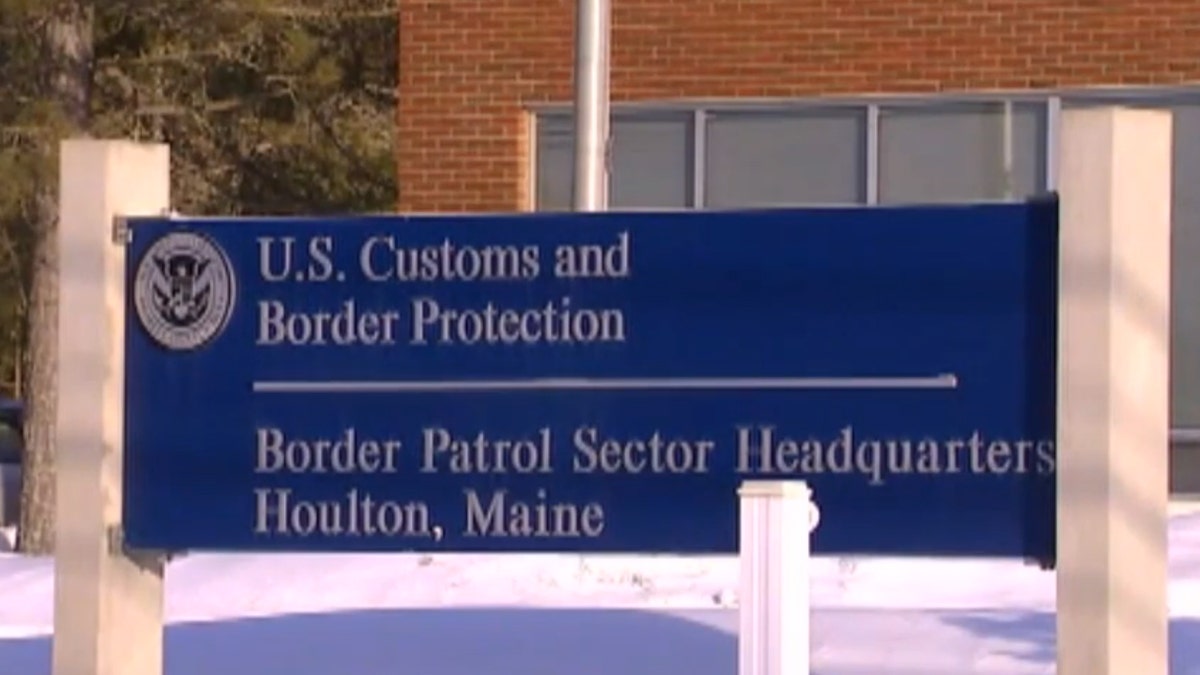 border patrol immigrant checks 2