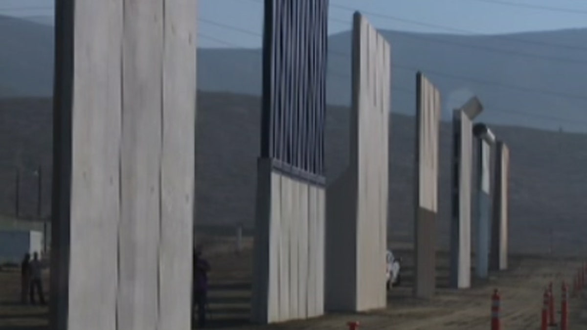 border wall laj 263