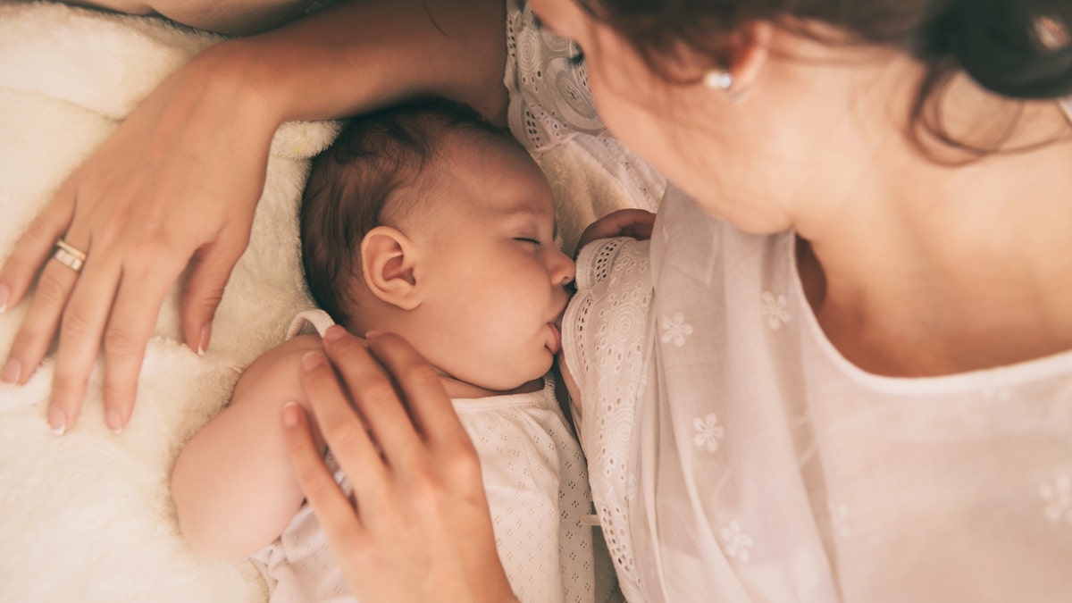 breastfeeding newborn istock medium