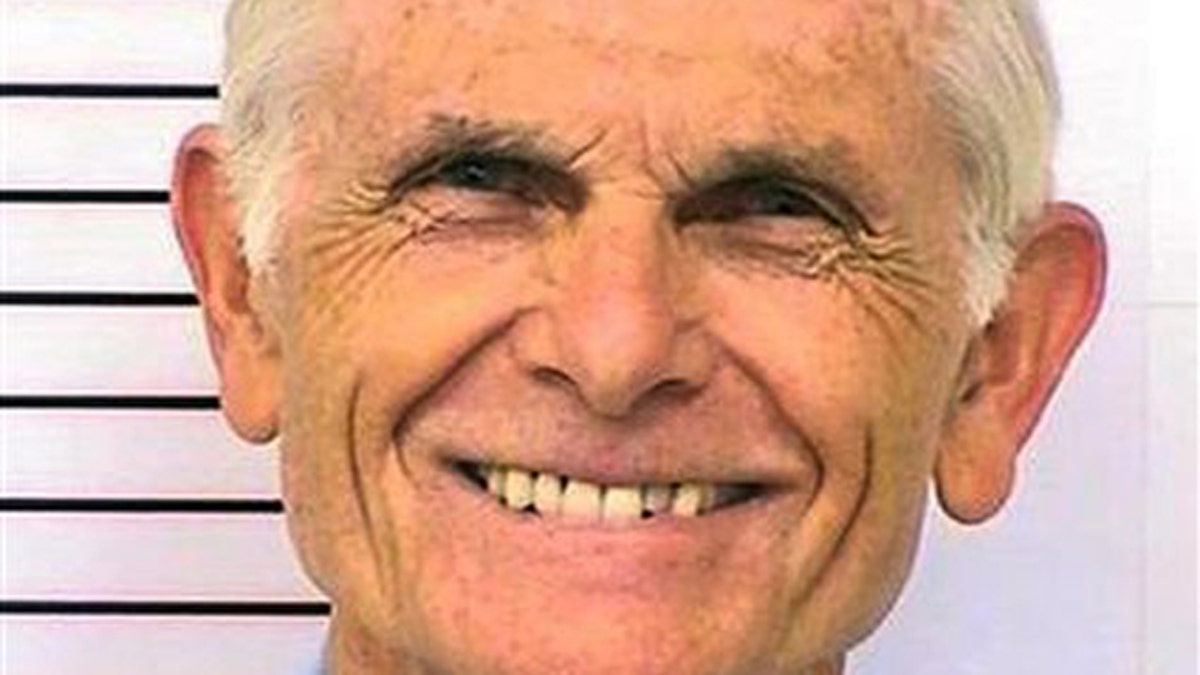 5c0ff5a5-Manson Follower