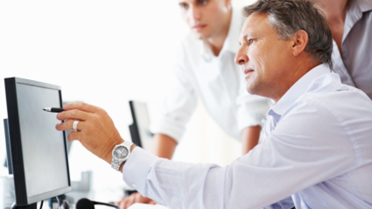 Apakah ageisme tersebar luas di tempat kerja?